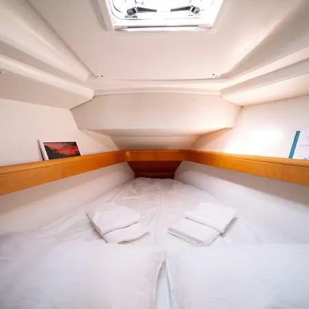 Hotel en barco Barca A Vela A - 5 Minuti Dalla Biennale Venecia